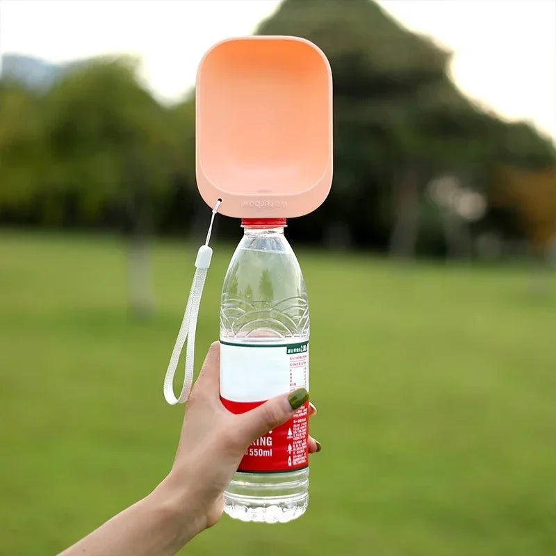 Portable Pet Travel Water Bottle – Leak-Proof Outdoor Water Dispenser for Dogs & Cats